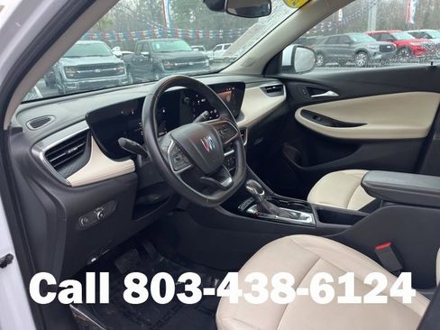 Used 2024 Buick Encore GX Sport Touring image 6