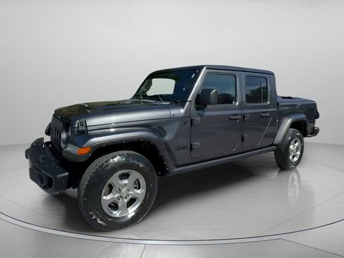 Used 2021 Jeep Gladiator Sport image 12