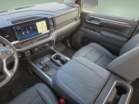 Used 2023 Chevrolet Silverado 1500 LTZ image 12