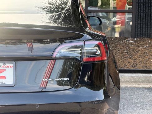 Used 2022 Tesla Model 3 Long Range AWD/4WD image 15