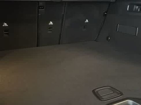 Certified 2026 Mercedes-Benz GLC 43 AMG 4MATIC image 33
