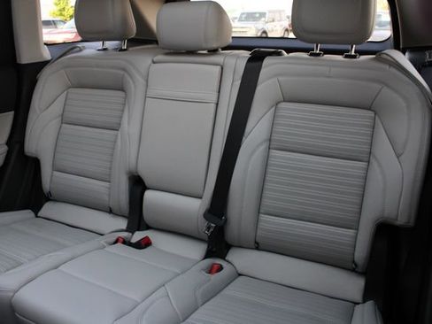 New 2026 Lincoln Nautilus Reserve AWD/4WD image 52
