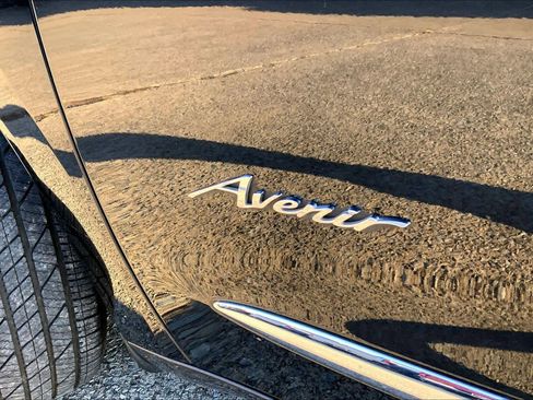 Used 2019 Buick Enclave Avenir image 31