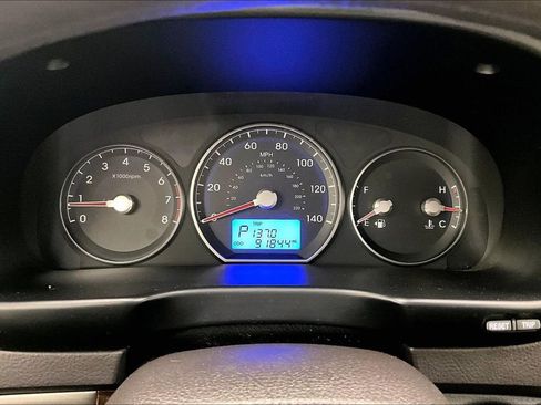 Used 2012 Hyundai Santa Fe GLS image 19