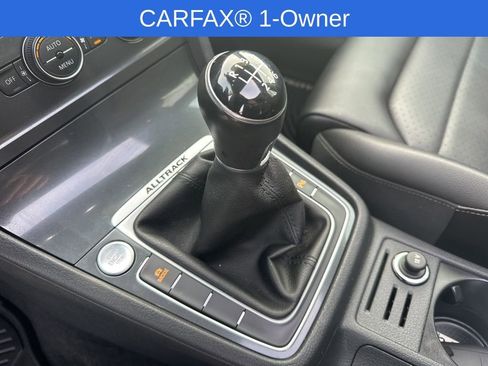 Used 2019 Volkswagen Golf Alltrack SEL image 28