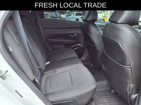 Used 2025 Hyundai Tucson SE FWD image 19