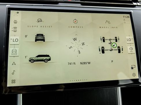 New 2026 Land Rover Range Rover Long Wheelbase SE AWD/4WD image 39