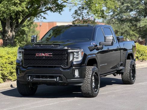 Used 2020 GMC Sierra 3500 Denali w/ Denali Ultimate Package AWD/4WD image 3