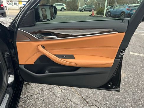 Used 2023 BMW 540i xDrive w/ Convenience Package image 31