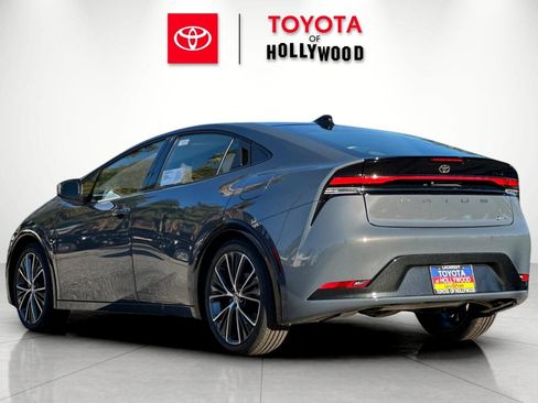 New 2026 Toyota Prius XLE image 6