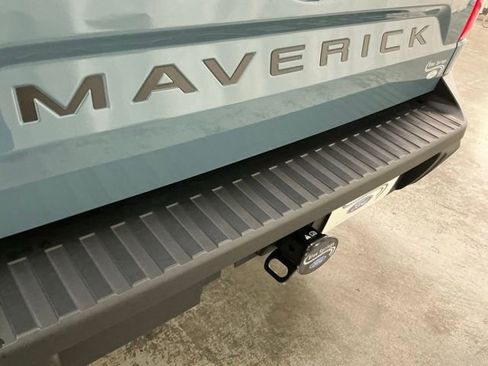 Used 2022 Ford Maverick Lariat FWD image 5