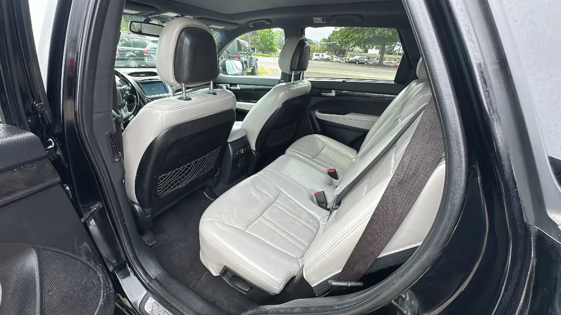 Used 2014 Kia Sorento SX w/ 3rd Row Package AWD/4WD image 10