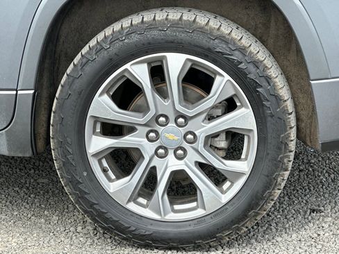Used 2021 Chevrolet Traverse Premier w/ LPO, Floor Liner Package AWD/4WD image 45