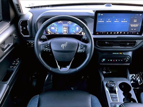 Used 2025 Ford Bronco Sport Outer Banks w/ Outer Banks Tech Package+ image 5