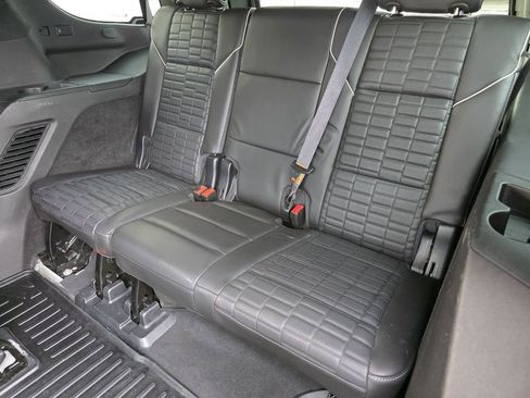 Used 2021 Cadillac Escalade Premium Luxury Platinum AWD/4WD image 34