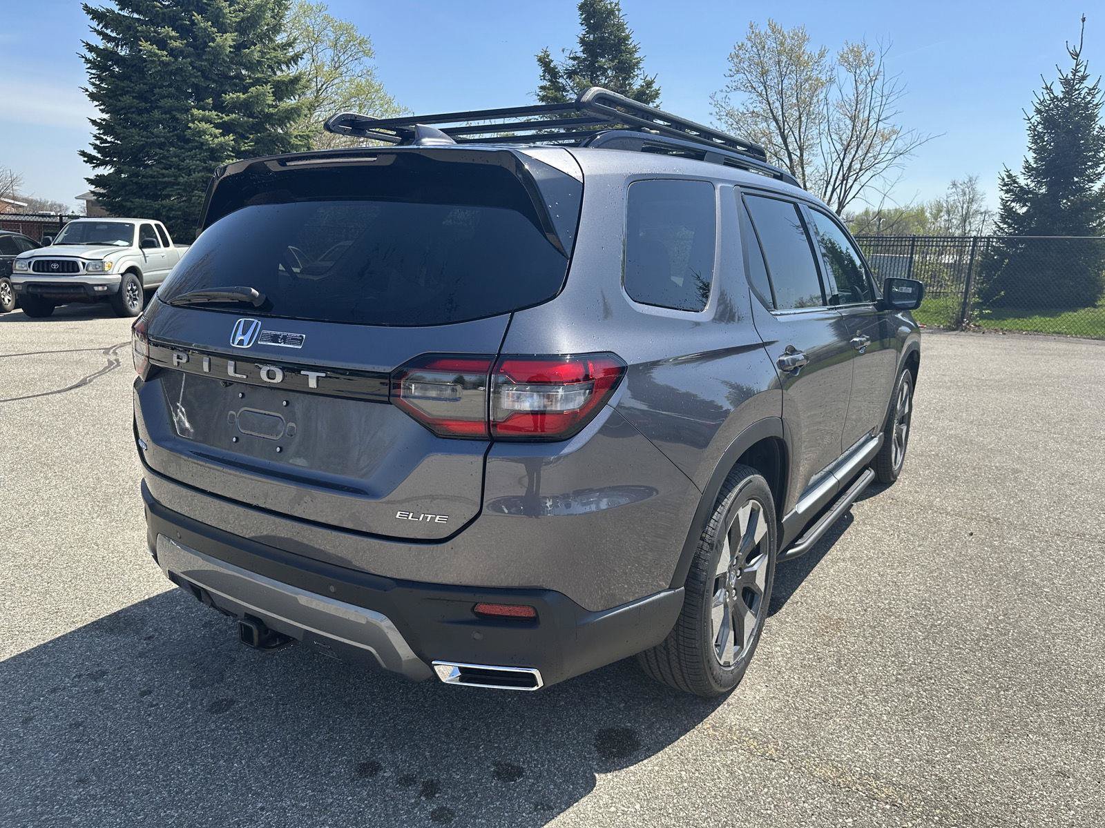 New 2026 Honda Pilot Elite image 8