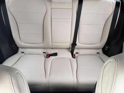 New 2026 Mercedes-Benz GLC 300 image 22