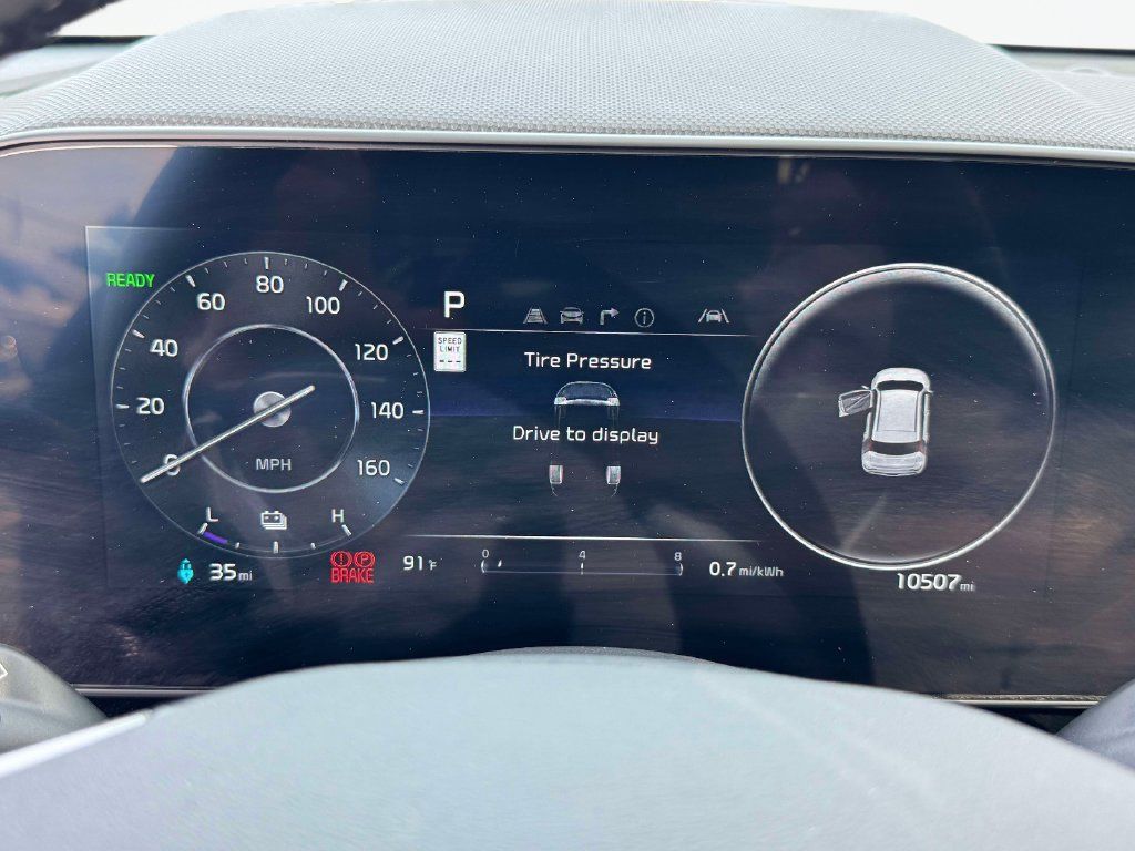 Certified 2025 Kia Niro Wave w/ Wave Preserve Package FWD image 27