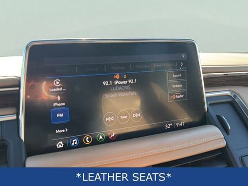 Used 2021 Chevrolet Tahoe Premier w/ Premium Package image 11