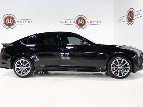 Used 2026 Cadillac CT5 Sport w/ Technology Package image 5