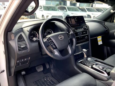 Used 2023 Nissan Armada SL w/ Midnight Edition Package RWD image 17