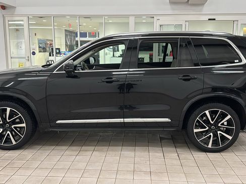Certified 2023 Volvo XC90 B5 Plus w/ Protection Package Premier image 8