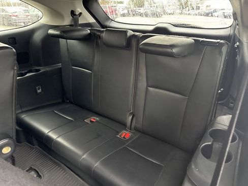 Used 2020 Toyota Highlander XLE image 11