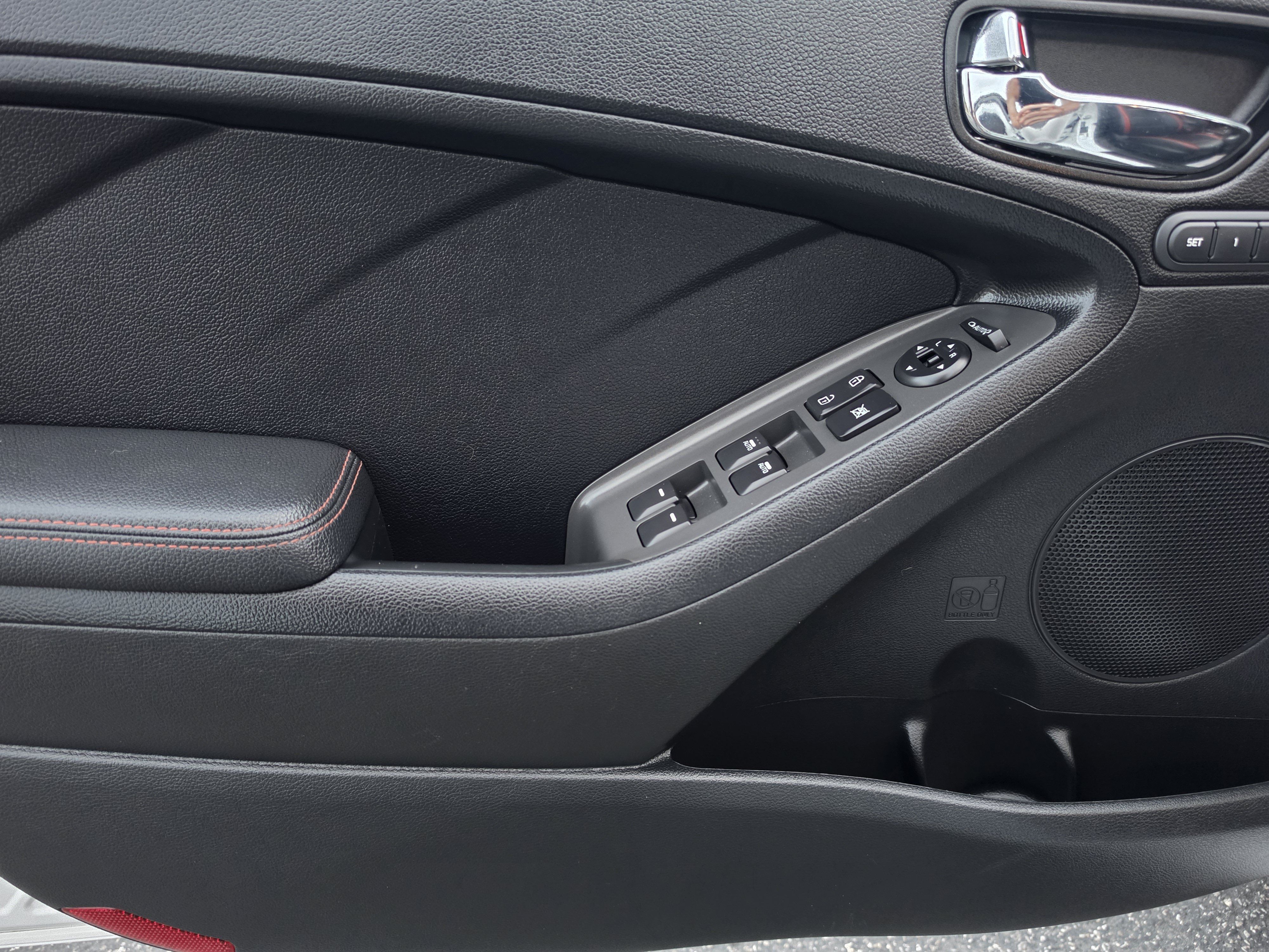 Used 2017 Kia Forte SX FWD image 20
