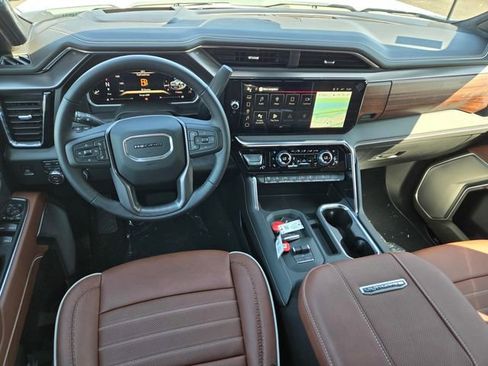 New 2026 GMC Sierra 2500 Denali Ultimate AWD/4WD image 8