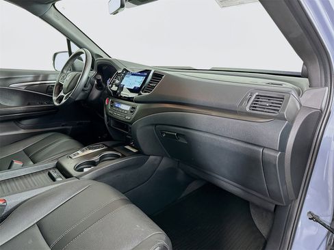 Used 2022 Honda Passport TrailSport image 30