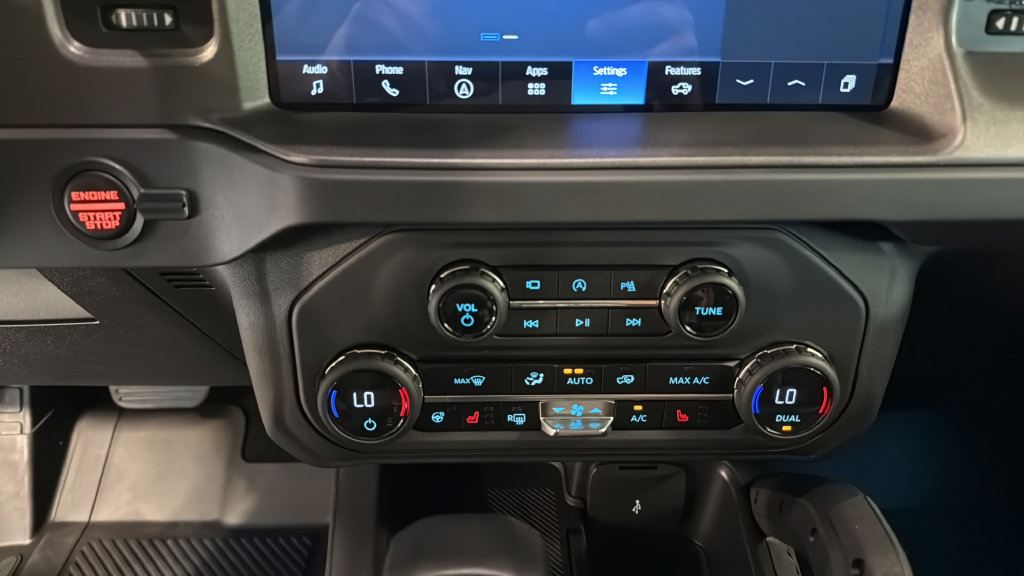 Used 2025 Ford Bronco Raptor AWD/4WD image 29