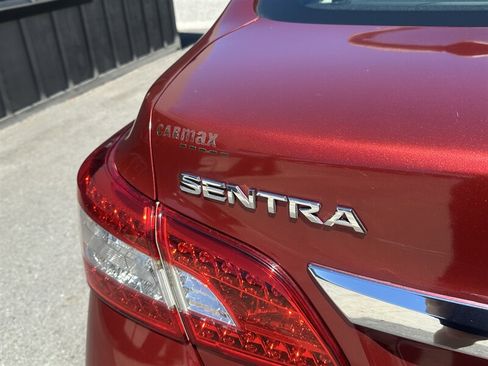 Used 2015 Nissan Sentra SL w/ SL Premium Package FWD image 43