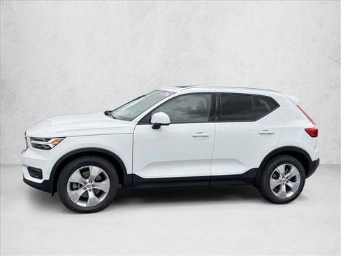 Used 2019 Volvo XC40 T5 Momentum AWD/4WD image 4