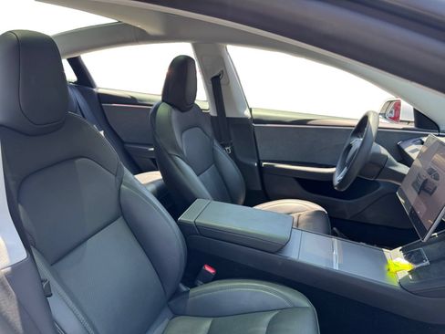 Used 2025 Tesla Model 3 RWD image 17
