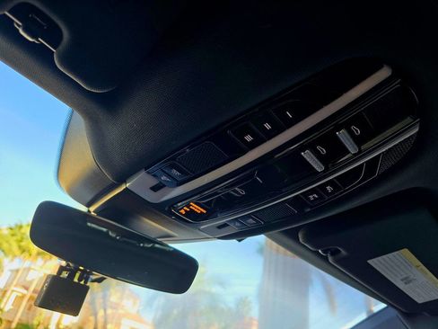 Used 2021 Porsche Panamera 4 image 84