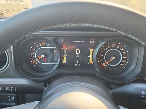 New 2026 Jeep Gladiator Willys AWD/4WD image 18