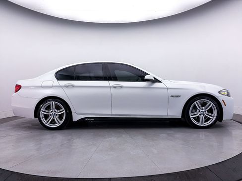 Used 2016 BMW 550i Sedan RWD image 44
