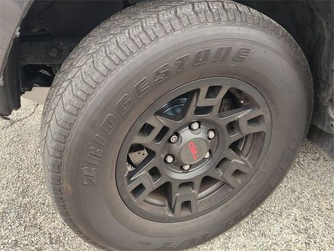 Used 2023 Toyota 4Runner SR5 Premium image 10