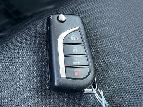 Used 2025 Toyota Corolla LE image 26