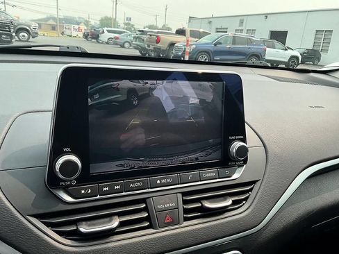 Used 2019 Nissan Altima 2.5 S FWD image 20