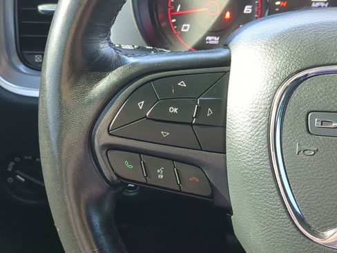 Used 2019 Dodge Charger SXT w/ Blacktop Package image 18