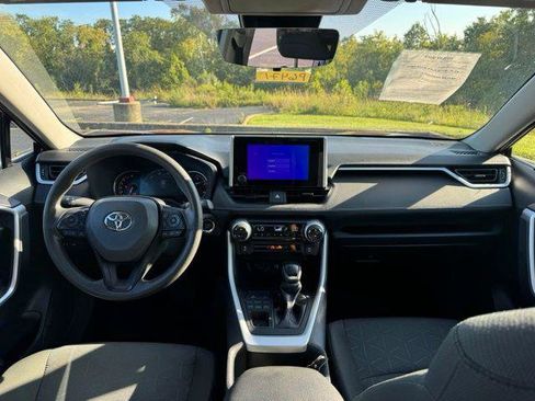Certified 2024 Toyota RAV4 XLE AWD/4WD image 18