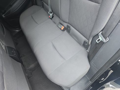 Used 2024 Toyota Corolla Cross LE w/ Moonroof Package FWD image 13
