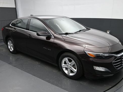 Used 2020 Chevrolet Malibu LS w/ Driver Confidence Package II image 4
