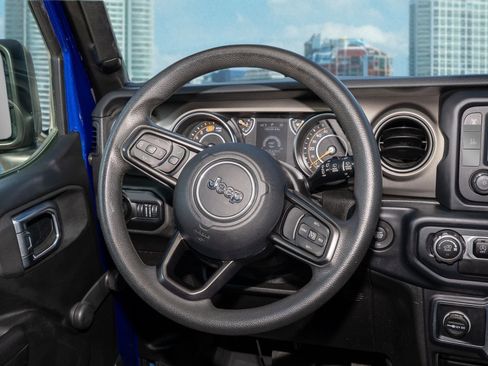 Used 2018 Jeep Wrangler Unlimited Sport image 19
