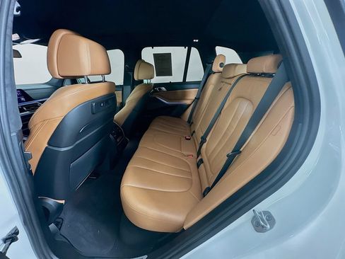Used 2022 BMW X5 M50i w/ Executive Package AWD/4WD image 33