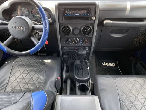 Used 2009 Jeep Wrangler X AWD/4WD image 16