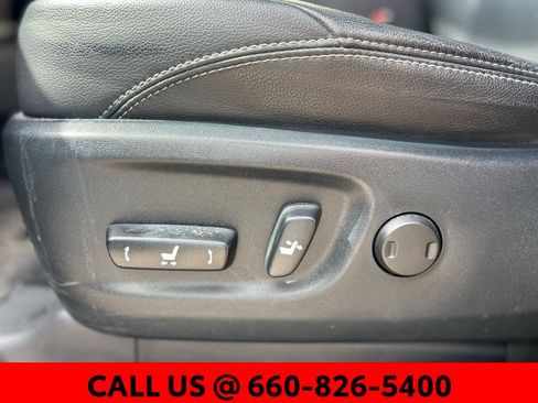 Used 2023 Toyota 4Runner Limited AWD/4WD image 14