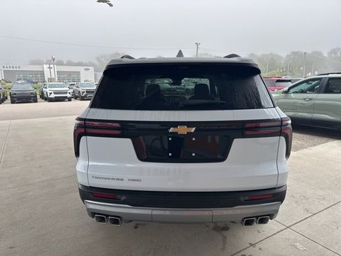New 2026 Chevrolet Traverse LT w/ Sun and Wheel Package image 8