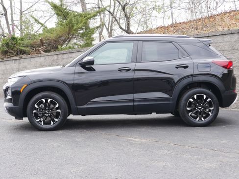 Certified 2023 Chevrolet TrailBlazer LT AWD/4WD image 3